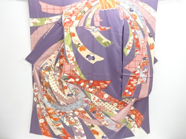 JAPANESE KIMONO / ANTIQUE FURISODE / SILK / EMBROIDERY / NOSHI PATTERN & FLOWER CLASSICAL PATTERN